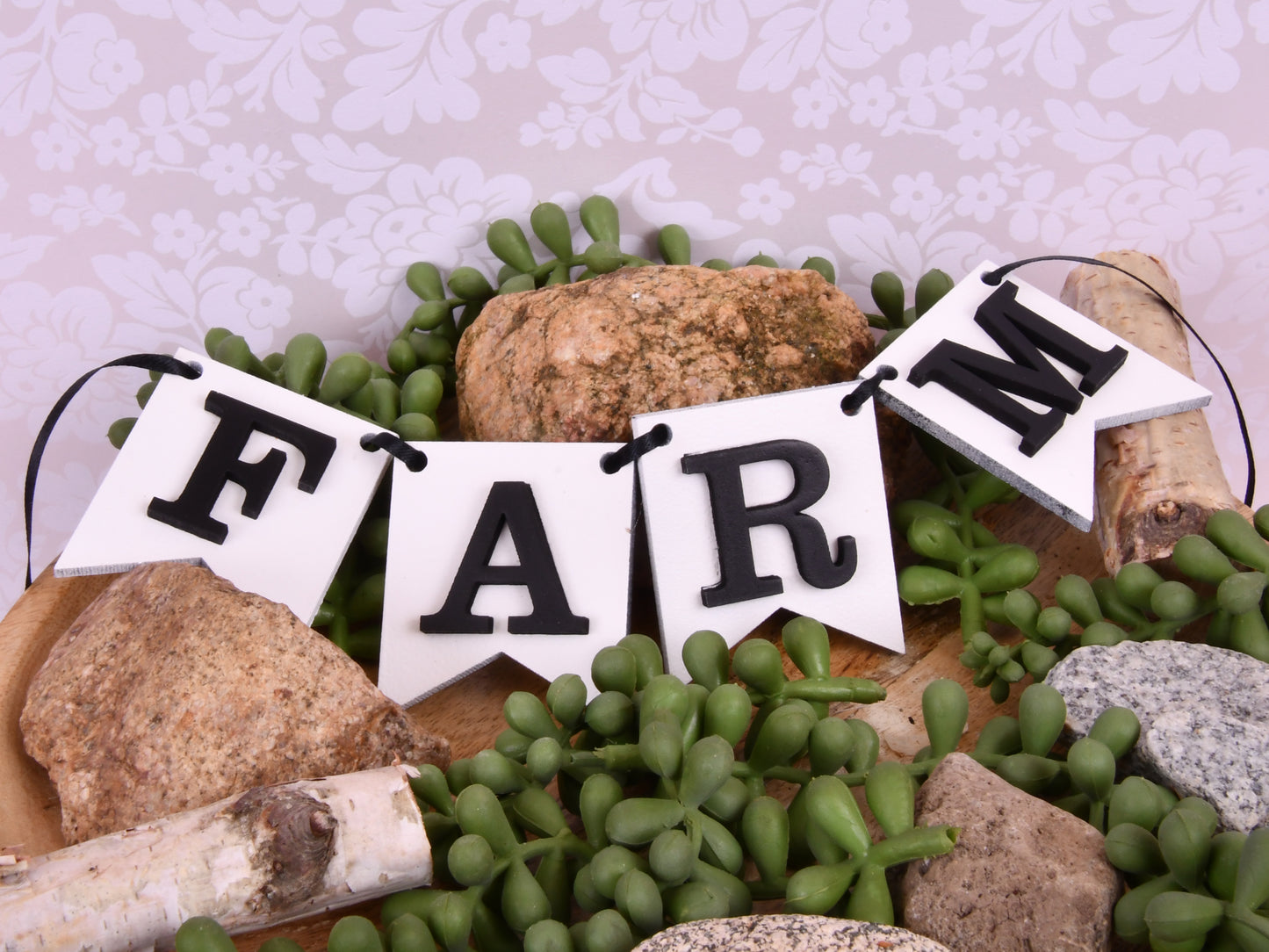 Farm Garland / Swag Tier Shelf Decor