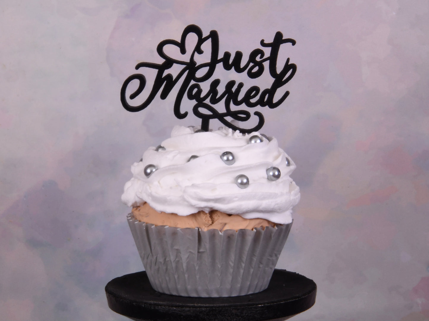 Cupcake Topper - Just Married